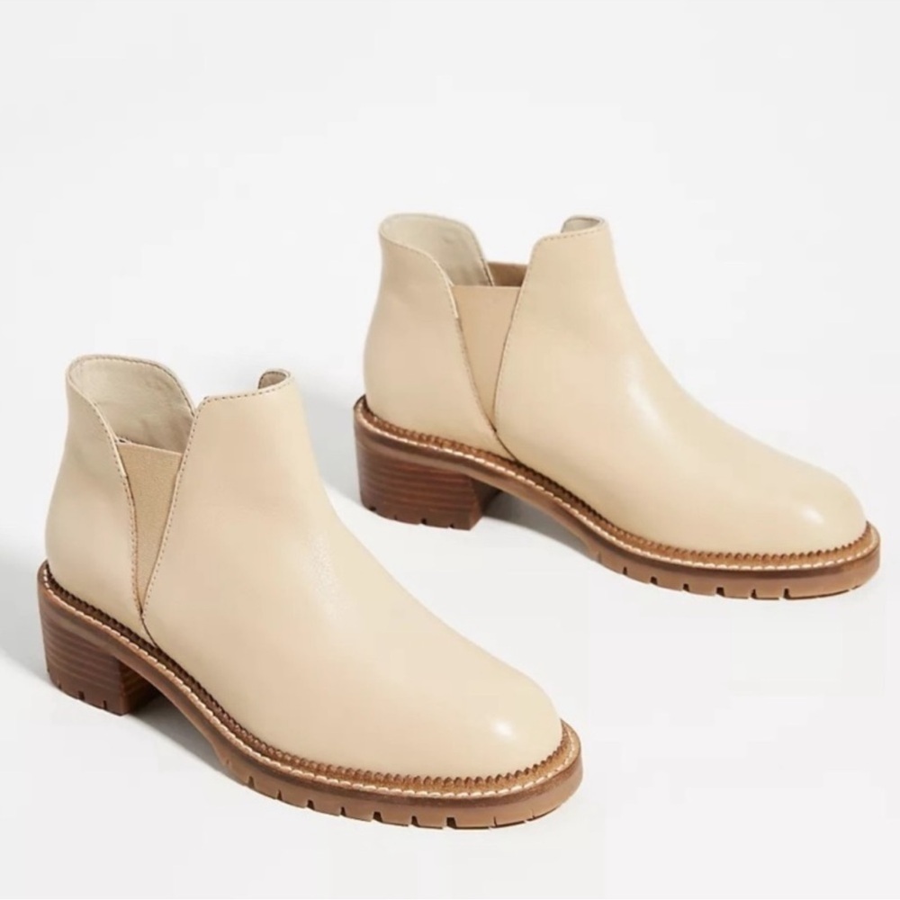Seychelles Heart of Gold Leather Booties Size 9
